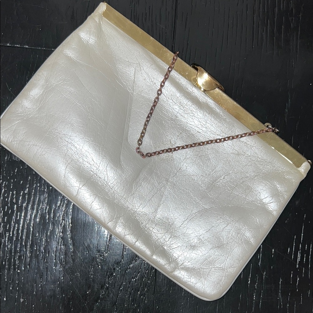 Elegant Vintage Cream Clutch Bag